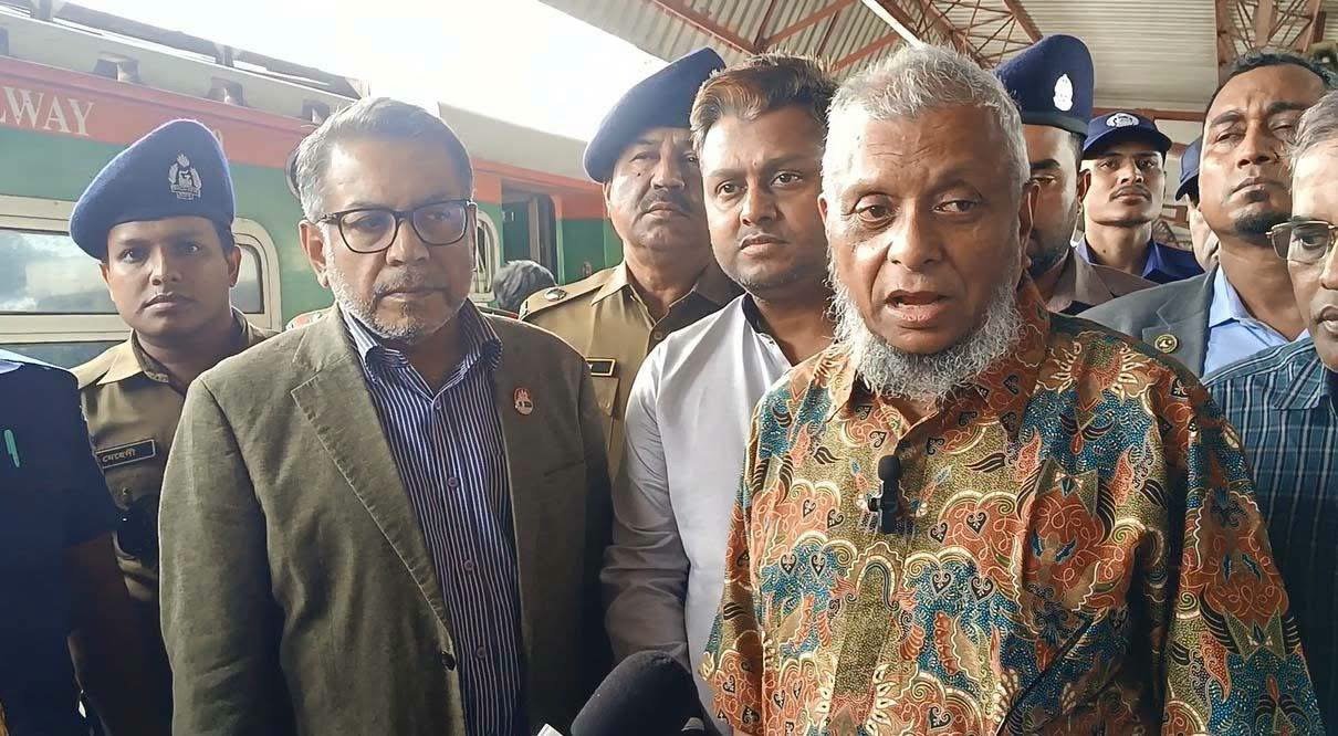 শ্রীমঙ্গল রেলস্টেশন পরিদর্শনে মন্ত্রী, রেলসেবা আধুনিকায়নের আশ্বাস